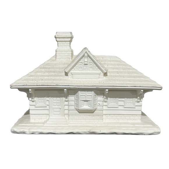 Ready to Paint Bisque House Halloween Christmas - Picture 1 of 8